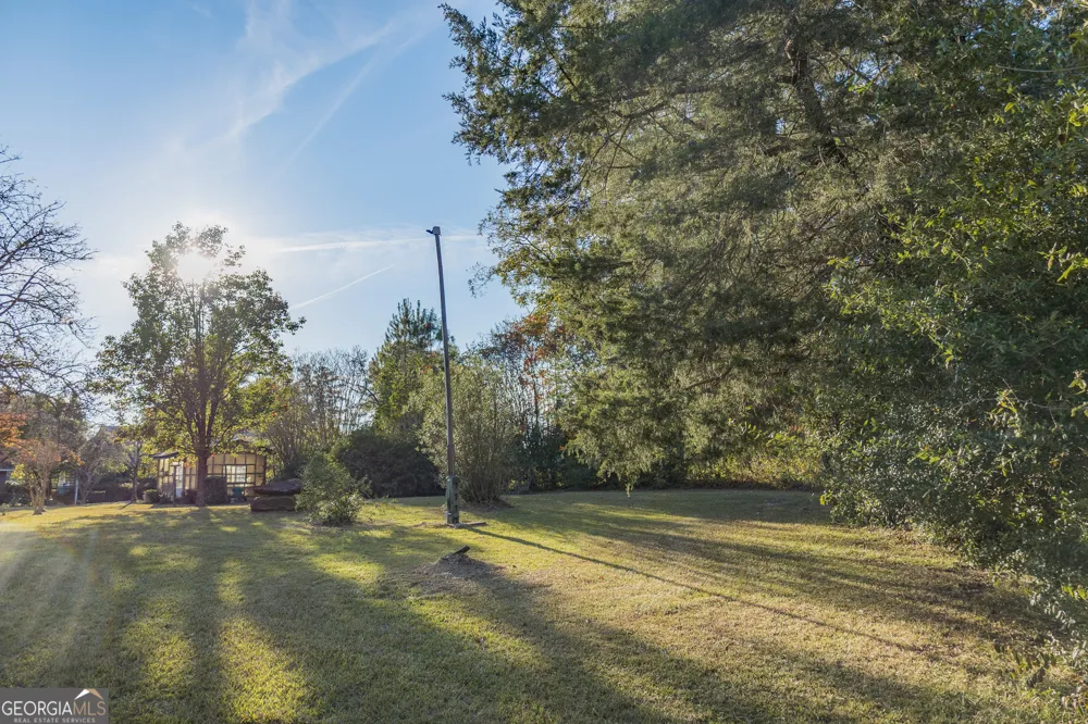341 Azalea AVE Millen, GA 30442