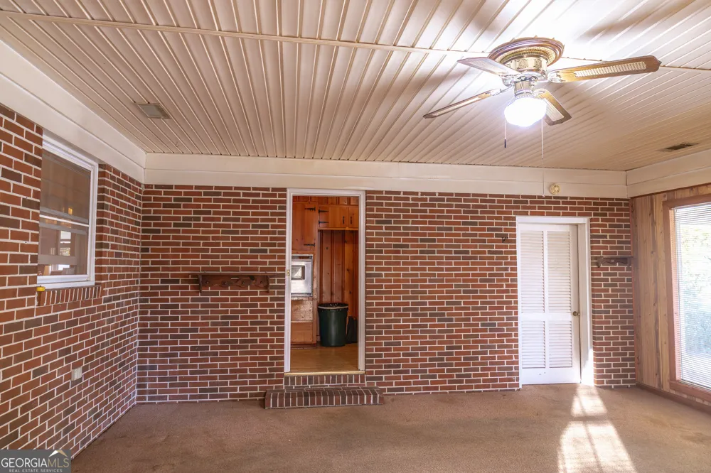 341 Azalea AVE Millen, GA 30442