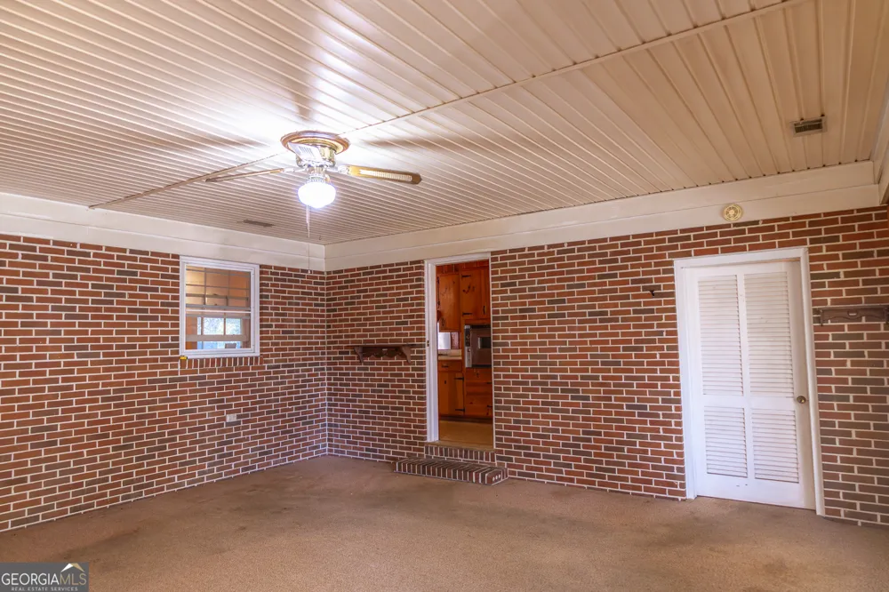 341 Azalea AVE Millen, GA 30442