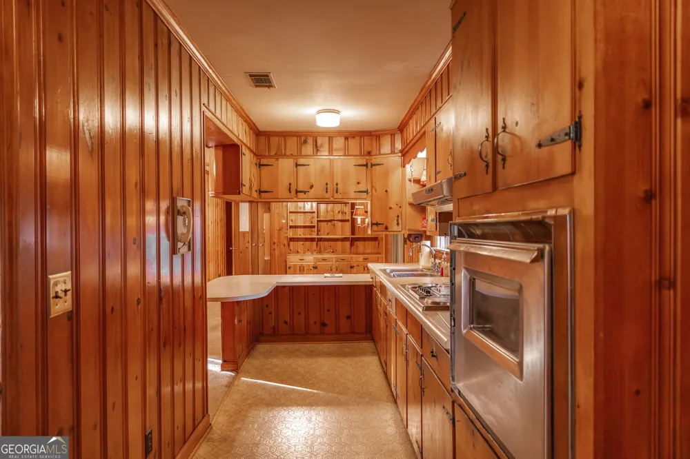 341 Azalea AVE Millen, GA 30442