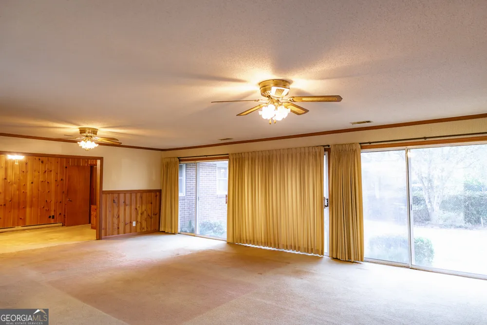 341 Azalea AVE Millen, GA 30442