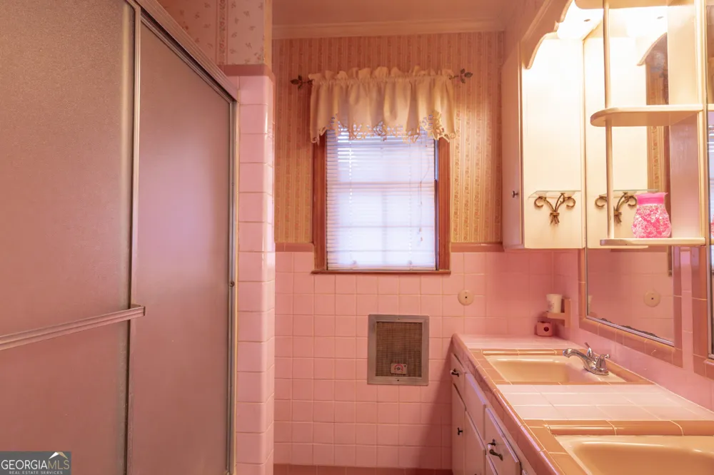 341 Azalea AVE Millen, GA 30442
