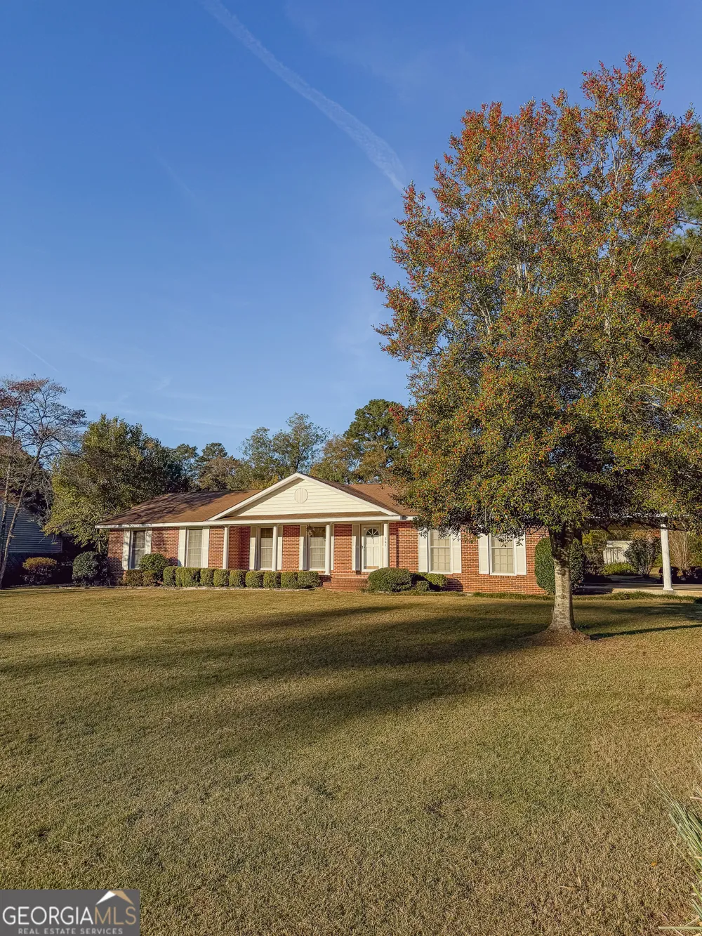 341 Azalea AVE Millen, GA 30442