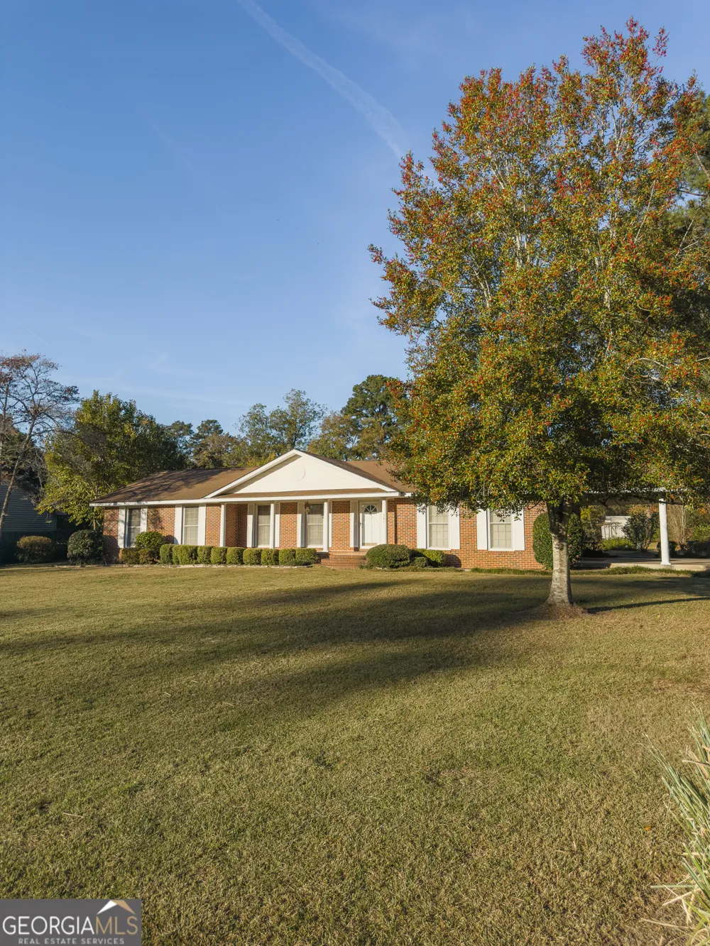 341 Azalea AVE Millen, GA 30442