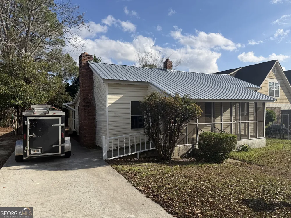 1513 Pickard AVE Tifton, GA 31794