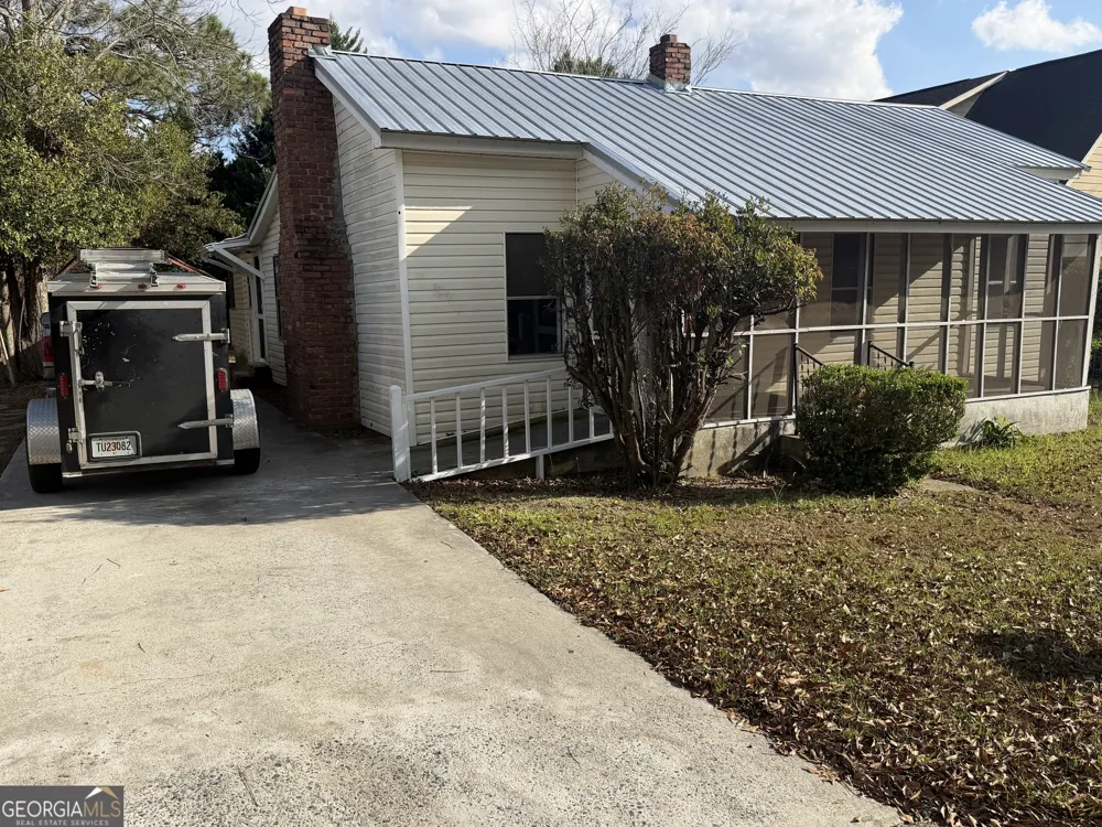 1513 Pickard AVE Tifton, GA 31794