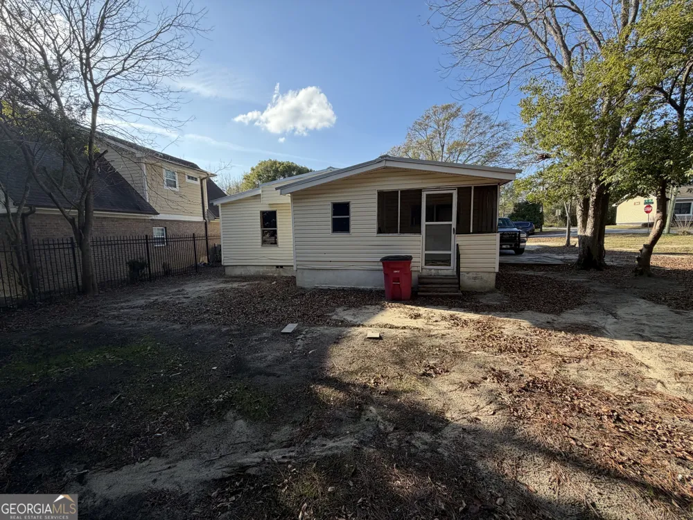 1513 Pickard AVE Tifton, GA 31794