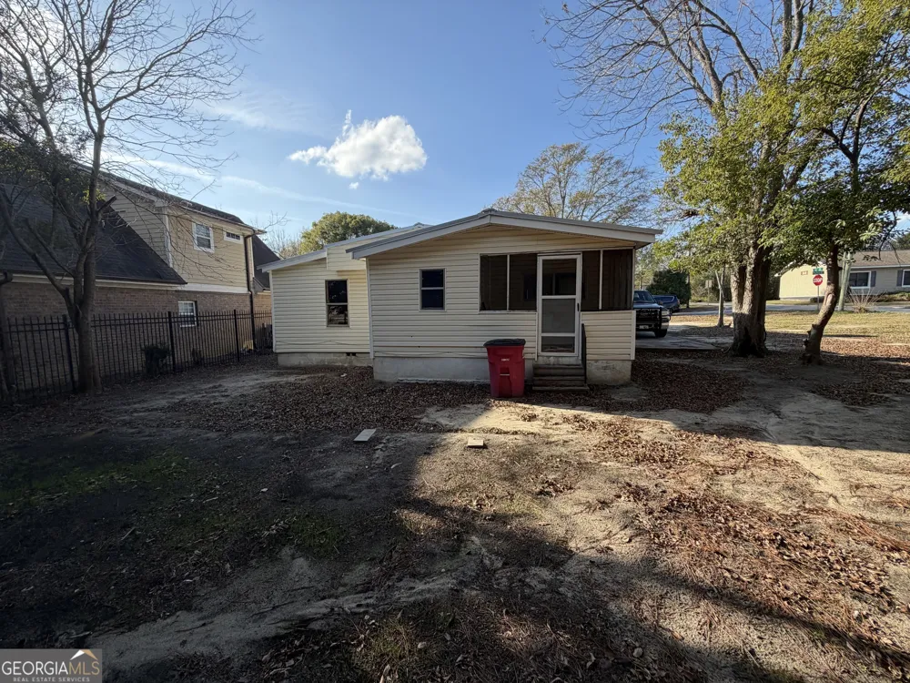 1513 Pickard AVE Tifton, GA 31794