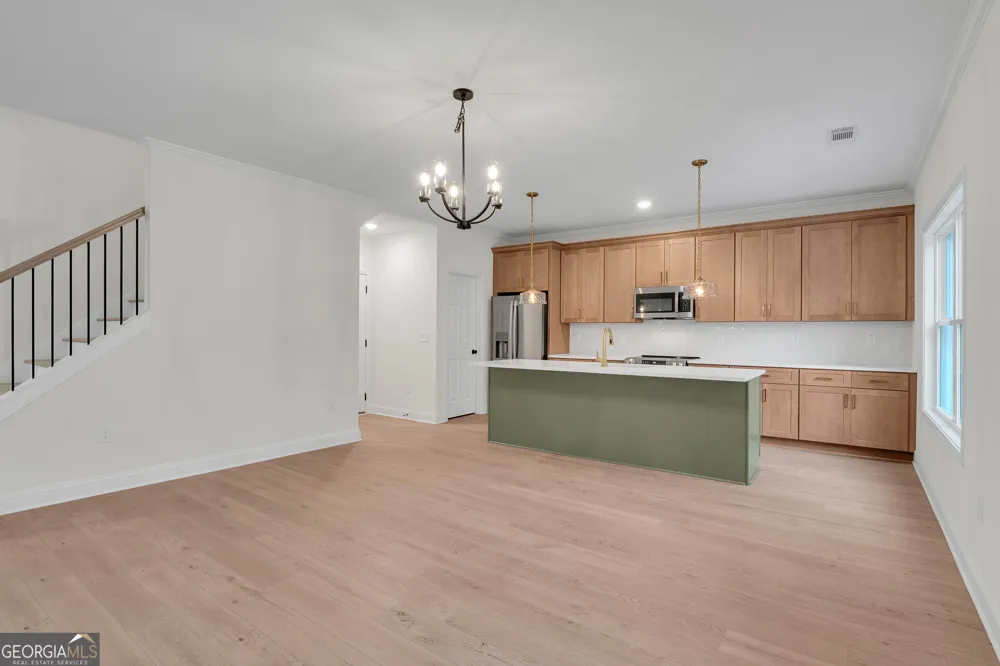 1111 Falkirk LN Stone Mountain, GA 30087