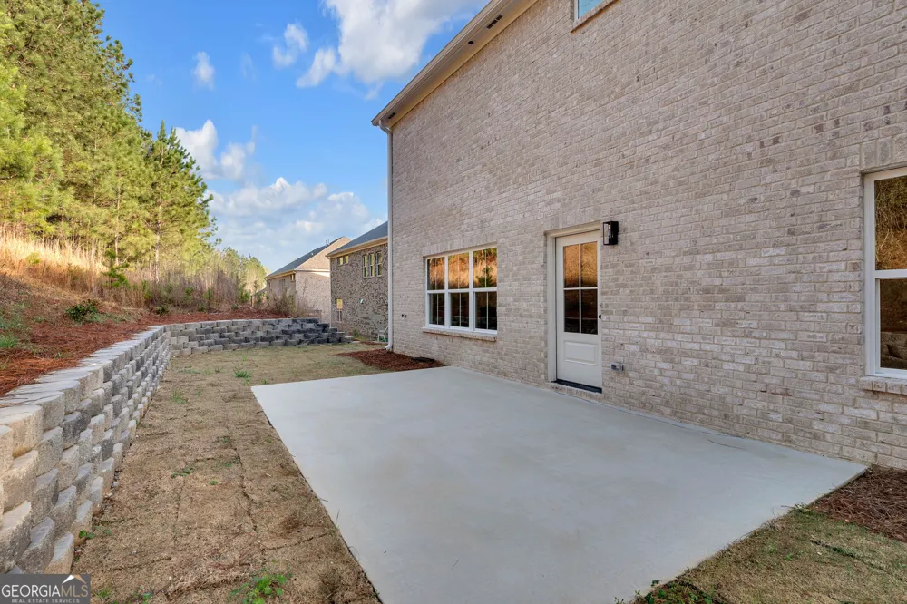 1111 Falkirk LN Stone Mountain, GA 30087
