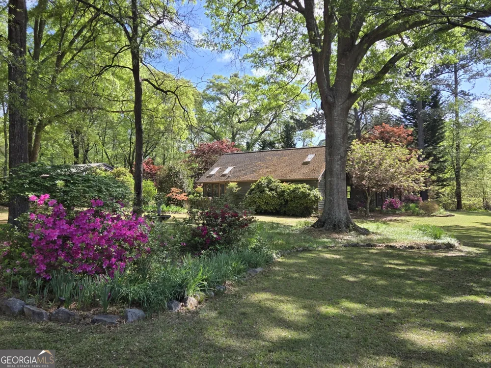 424 Hampton RD Hampton, GA 30228