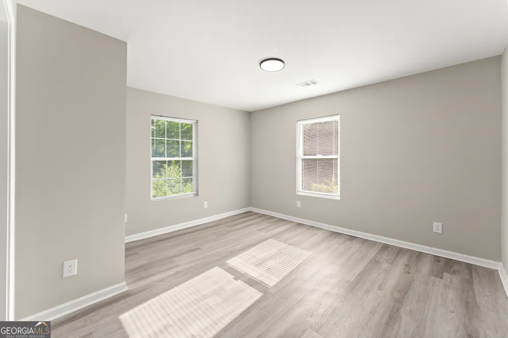 239 E Currahee ST Toccoa, GA 30577