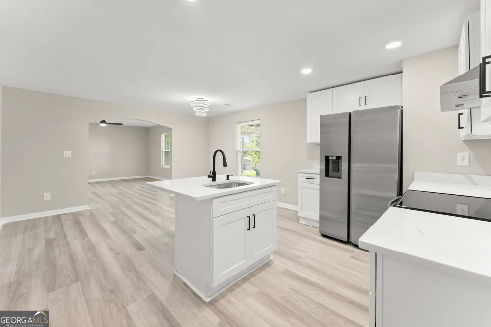 239 E Currahee ST Toccoa, GA 30577