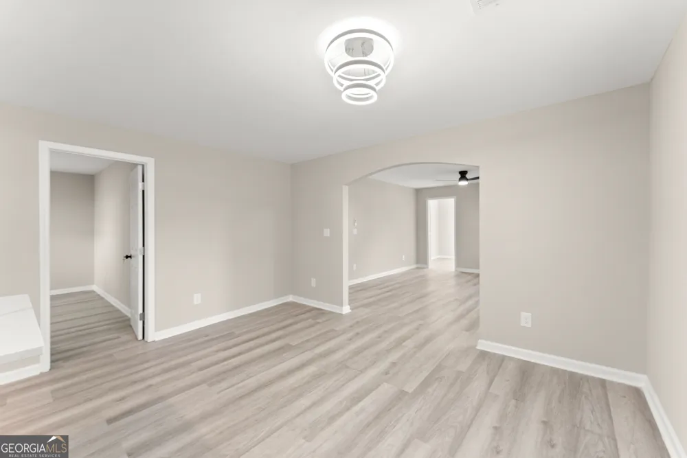 239 E Currahee ST Toccoa, GA 30577