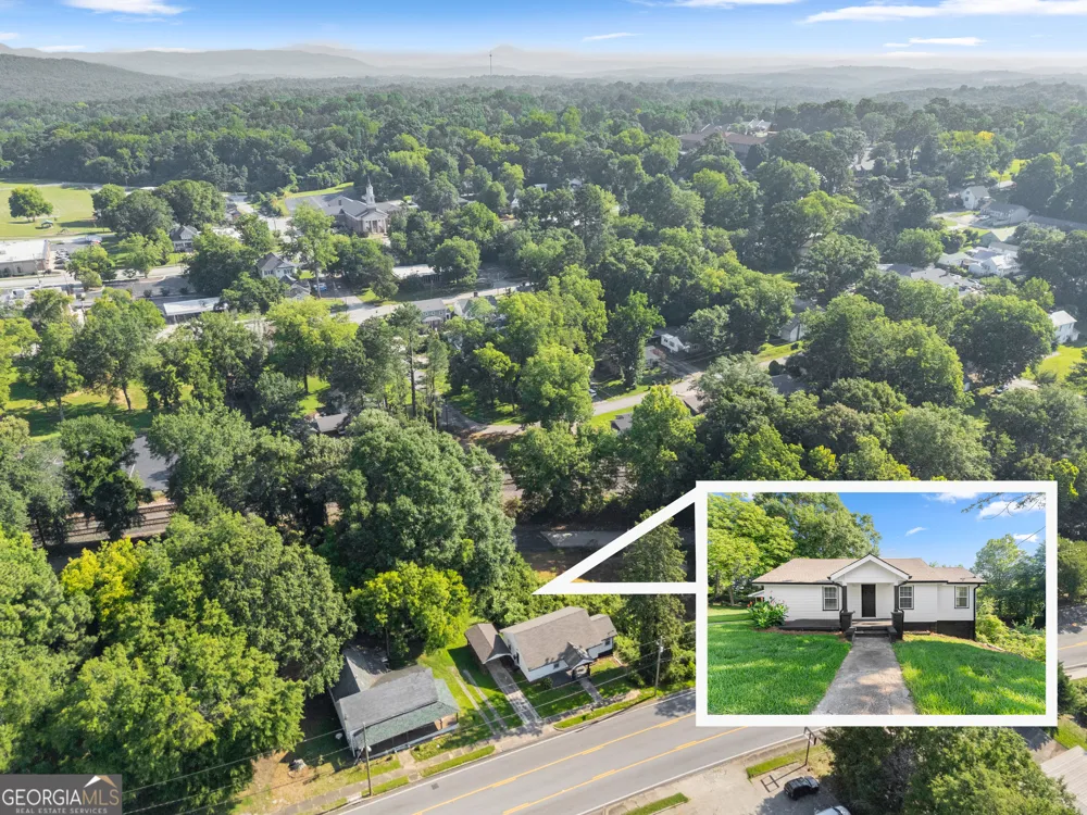 239 E Currahee ST Toccoa, GA 30577