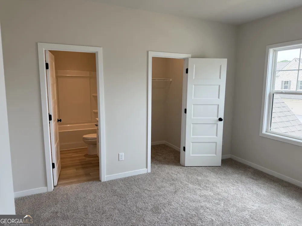 1057 Hawkins Creek DR Jefferson, GA 30549