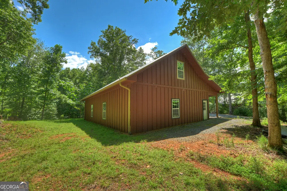 160 Adams CIR Mineral Bluff, GA 30559