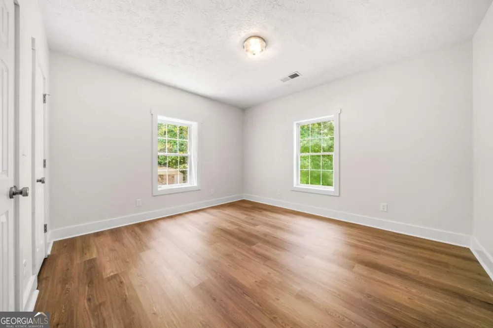 2029 Fletcher DR Ball Ground, GA 30107