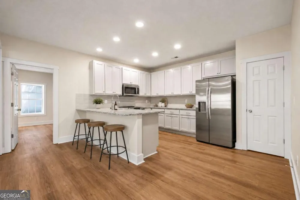 2029 Fletcher DR Ball Ground, GA 30107