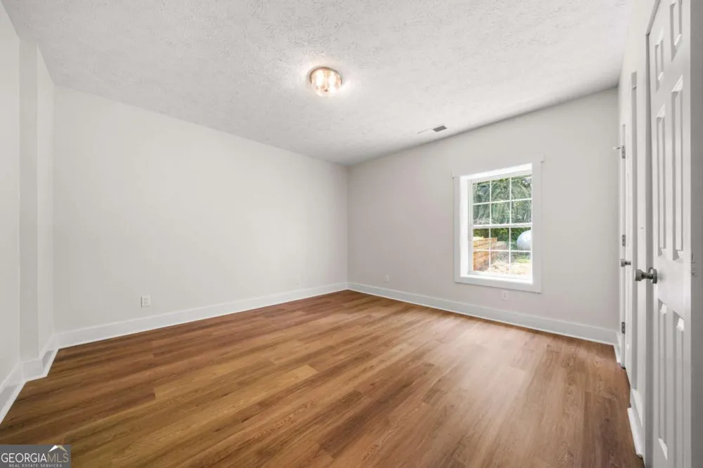 2029 Fletcher DR Ball Ground, GA 30107