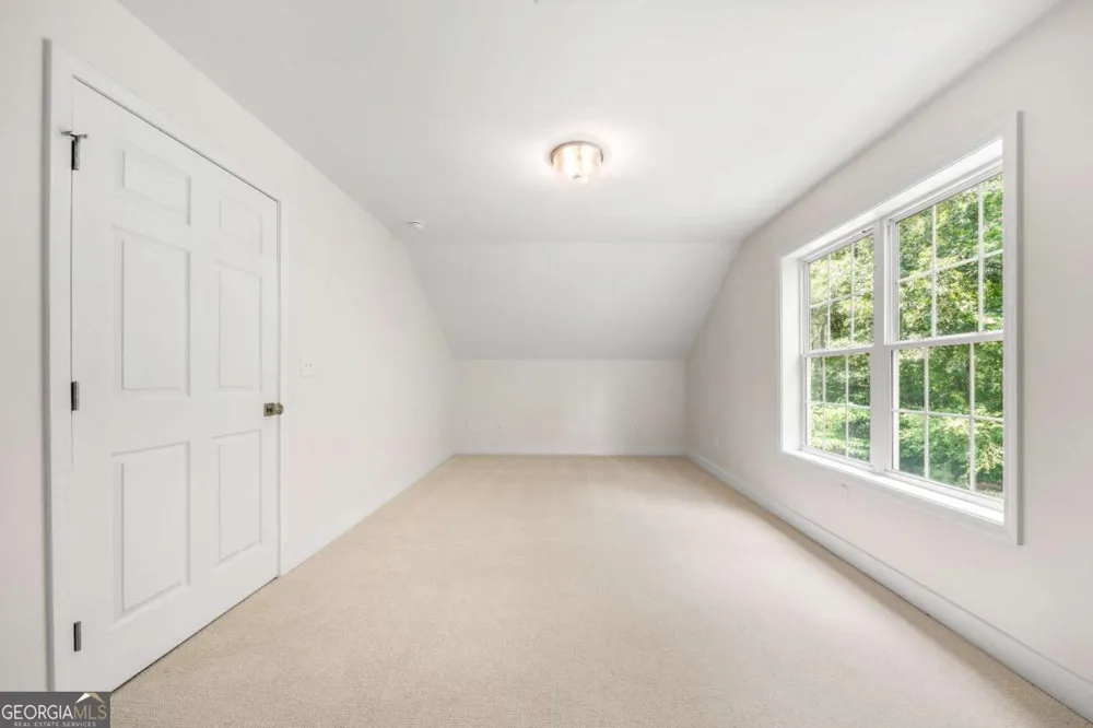 2029 Fletcher DR Ball Ground, GA 30107