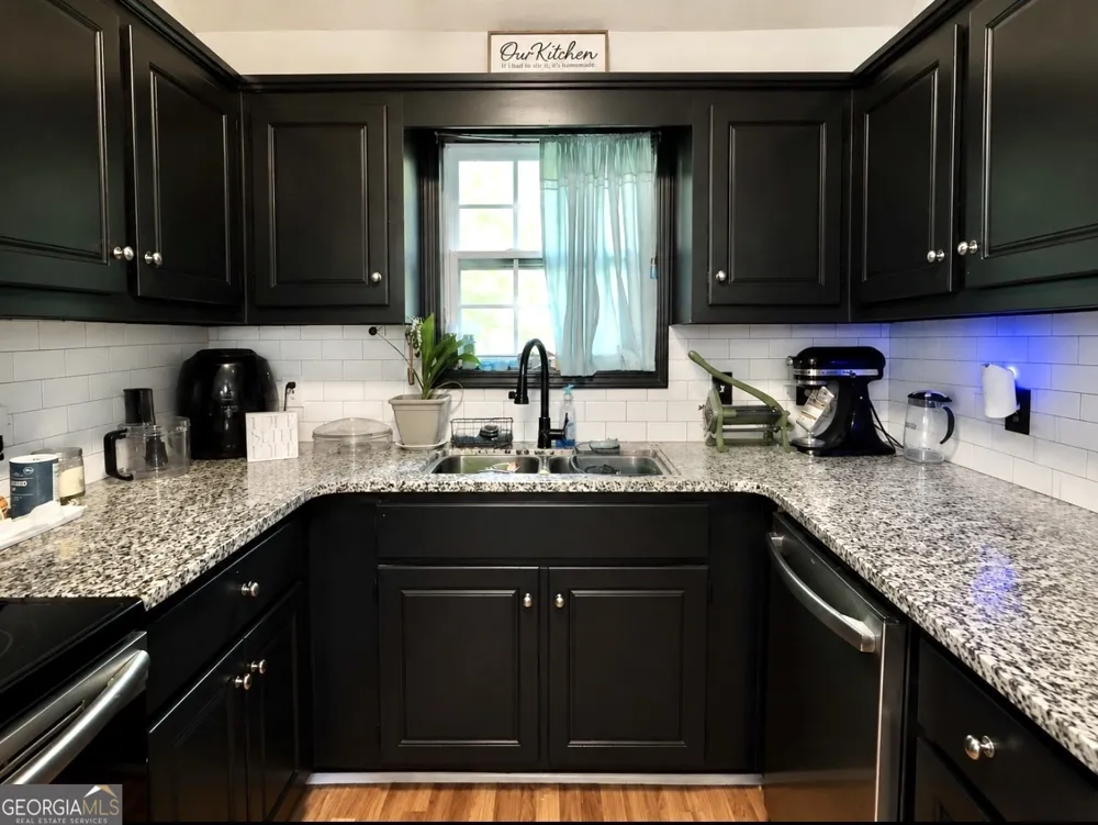 412 Casey's DR Winder, GA 30680