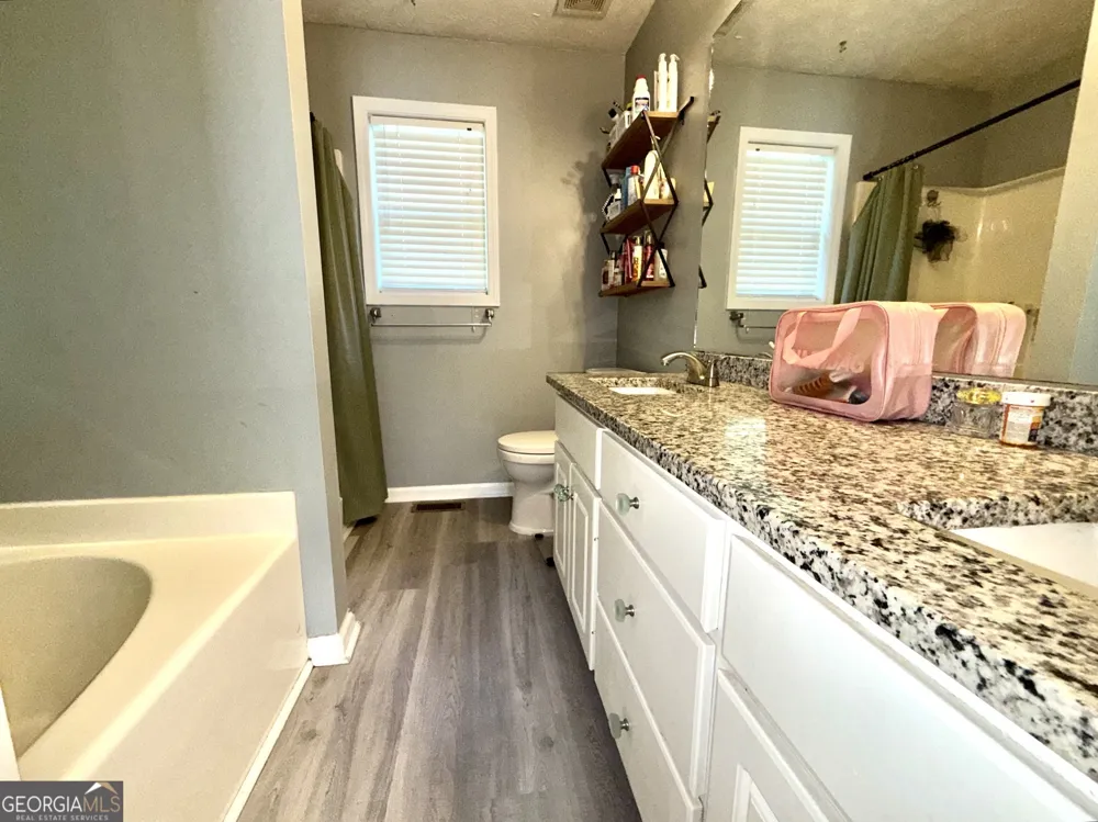 412 Casey's DR Winder, GA 30680