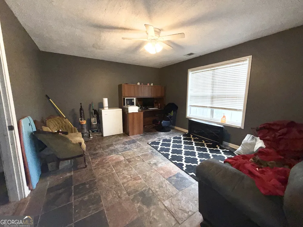412 Casey's DR Winder, GA 30680