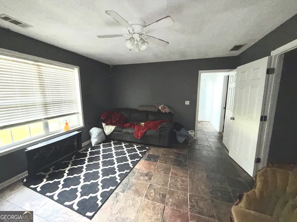 412 Casey's DR Winder, GA 30680