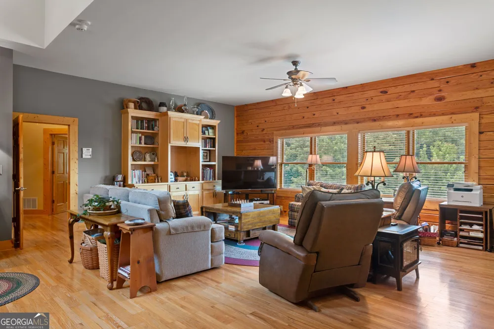 729 Huckleberry WAY Jasper, GA 30143