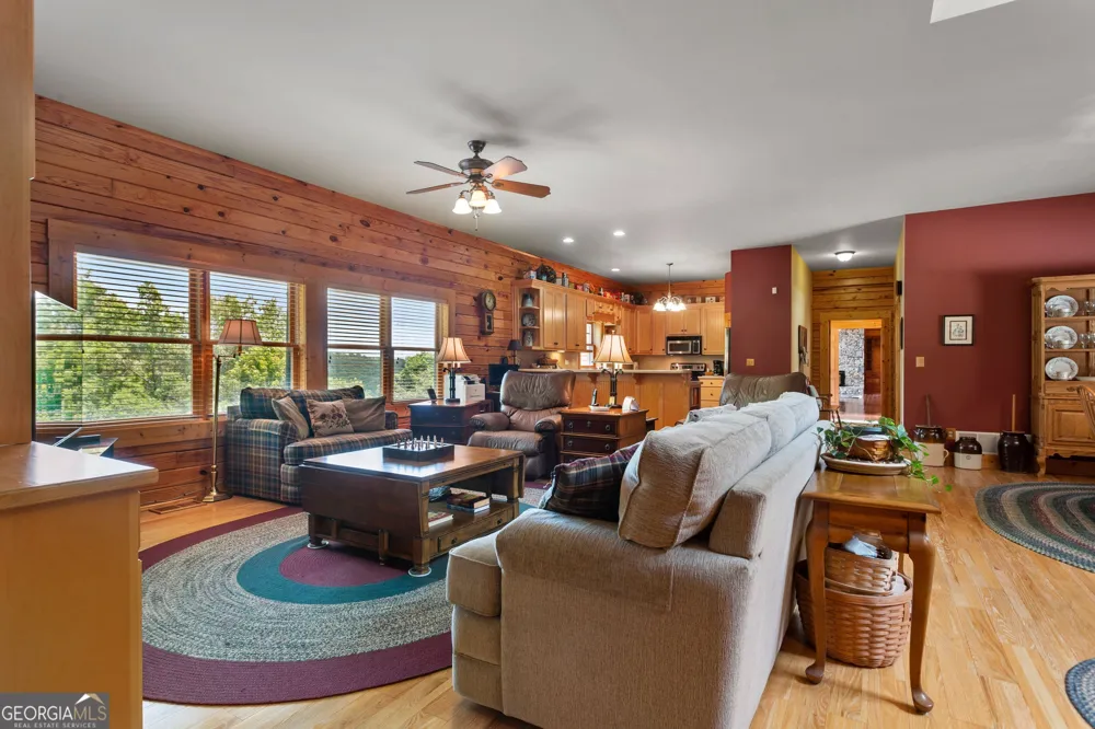 729 Huckleberry WAY Jasper, GA 30143