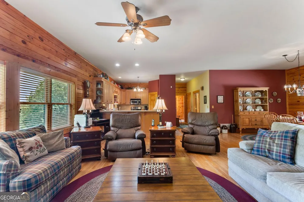 729 Huckleberry WAY Jasper, GA 30143