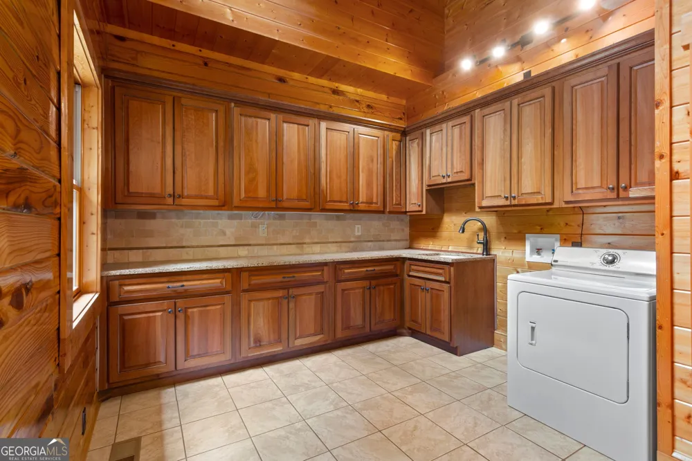 729 Huckleberry WAY Jasper, GA 30143