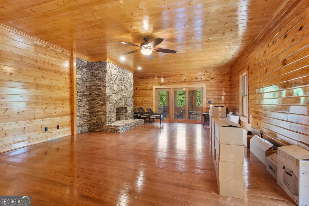 729 Huckleberry WAY Jasper, GA 30143