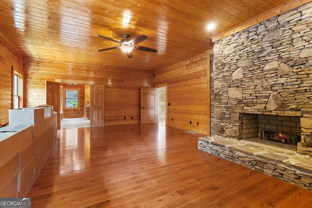 729 Huckleberry WAY Jasper, GA 30143