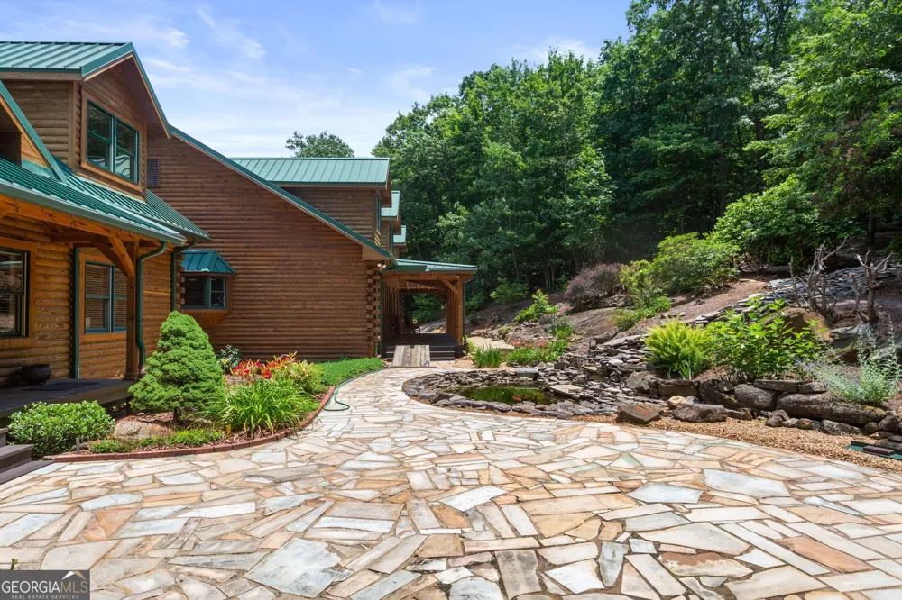 729 Huckleberry WAY Jasper, GA 30143