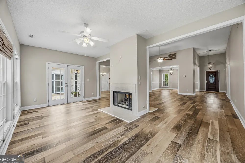 45 Hillsborough CT Sharpsburg, GA 30277