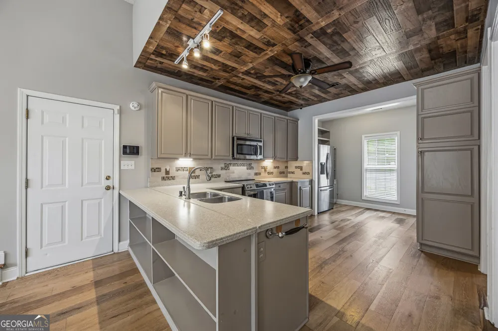 45 Hillsborough CT Sharpsburg, GA 30277
