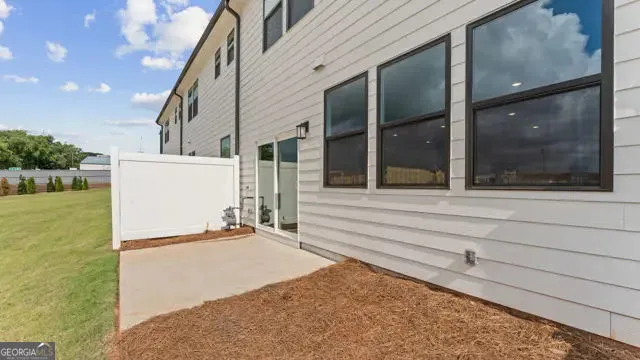 1299 Farmers LOOP Austell, GA 30106