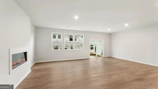 1299 Farmers LOOP Austell, GA 30106