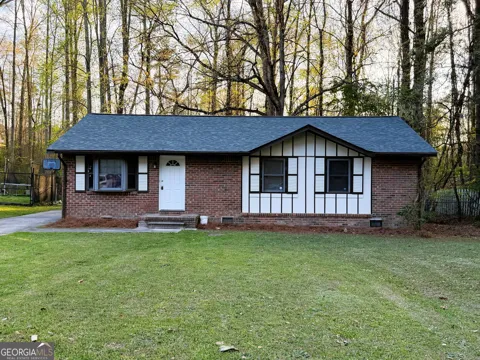 1345 Labelle ST