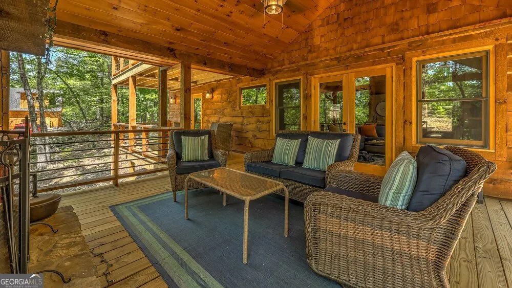 149 Heritage DR Mineral Bluff, GA 30559