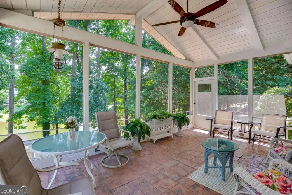 6440 Deep Woods CT Flowery Branch, GA 30542