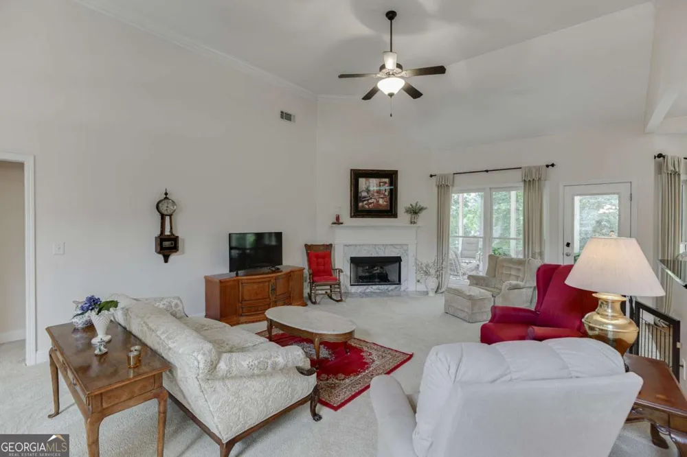 6440 Deep Woods CT Flowery Branch, GA 30542