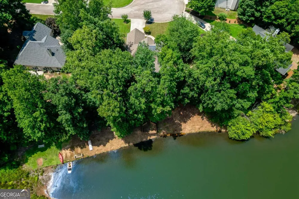 6440 Deep Woods CT Flowery Branch, GA 30542