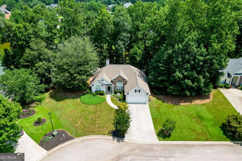6440 Deep Woods CT Flowery Branch, GA 30542
