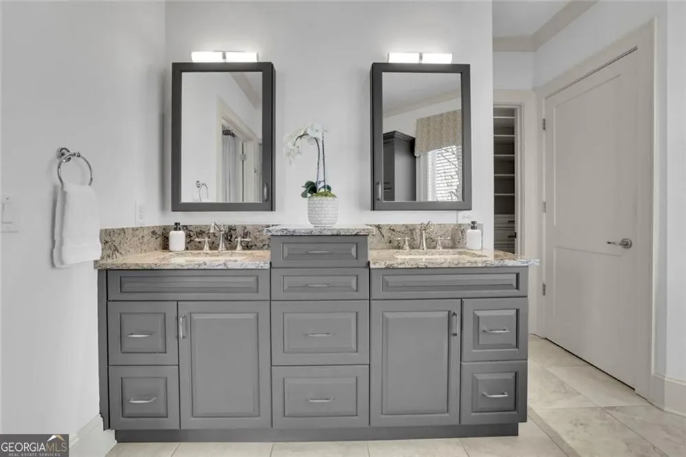 120 Green Oak DR Roswell, GA 30075