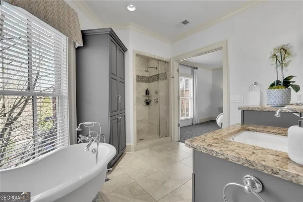 120 Green Oak DR Roswell, GA 30075