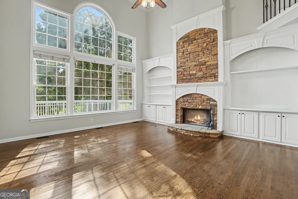 1738 Mulberry Lake DR Dacula, GA 30019