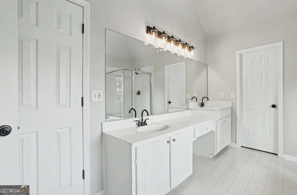1738 Mulberry Lake DR Dacula, GA 30019